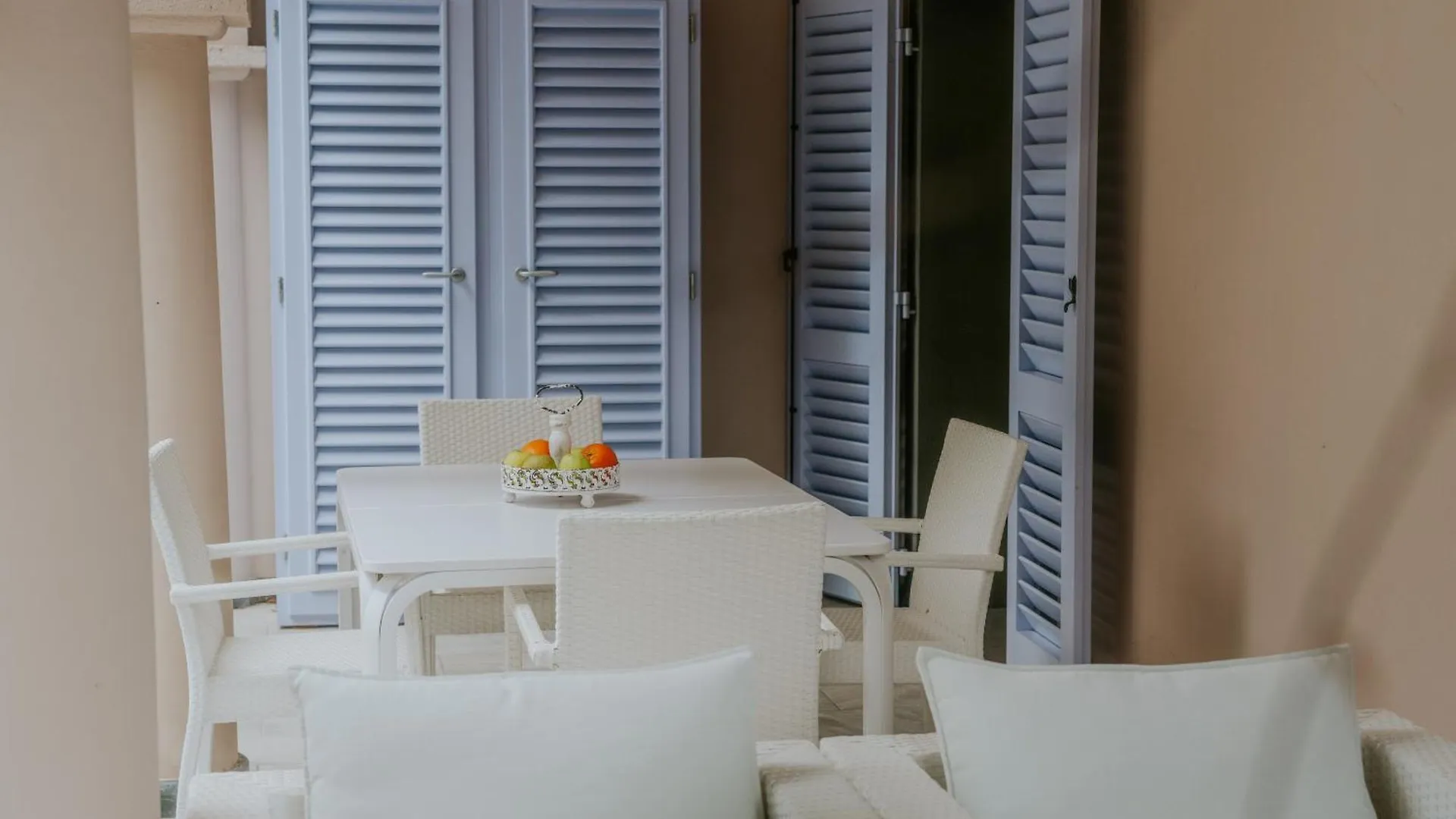 Il Delfinetto Villa San Vincenzo 0*,  Italy